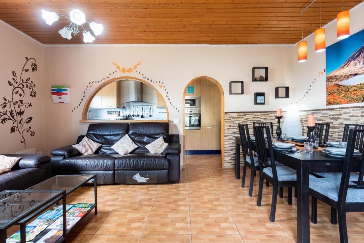 Villa Blanca Tenerife - Private Rooms - Terrace And Bbq, 5 Minutes From The Beach And Airport San Isidro  Buitenkant foto