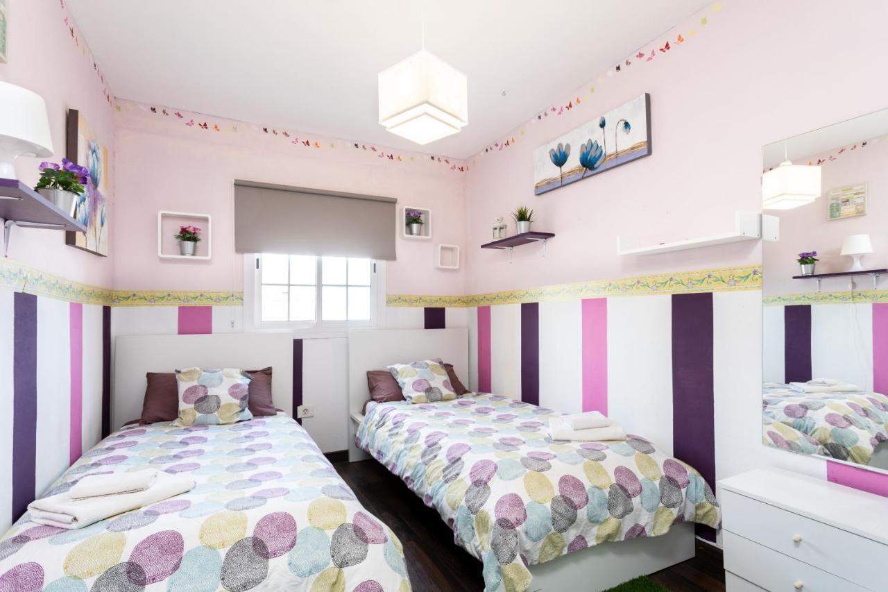 Villa Blanca Tenerife - Private Rooms - Terrace And Bbq, 5 Minutes From The Beach And Airport San Isidro  Buitenkant foto