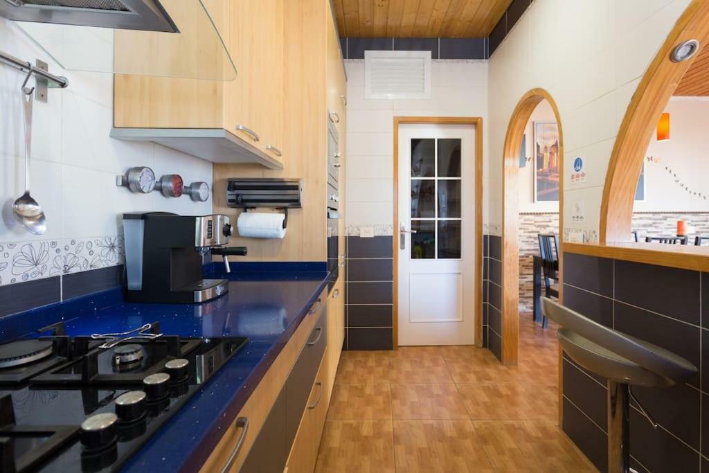 Villa Blanca Tenerife - Private Rooms - Terrace And Bbq, 5 Minutes From The Beach And Airport San Isidro  Buitenkant foto
