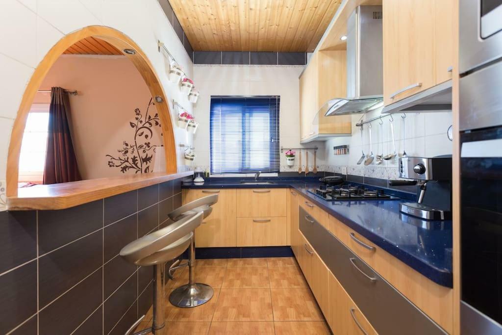 Villa Blanca Tenerife - Private Rooms - Terrace And Bbq, 5 Minutes From The Beach And Airport San Isidro  Buitenkant foto