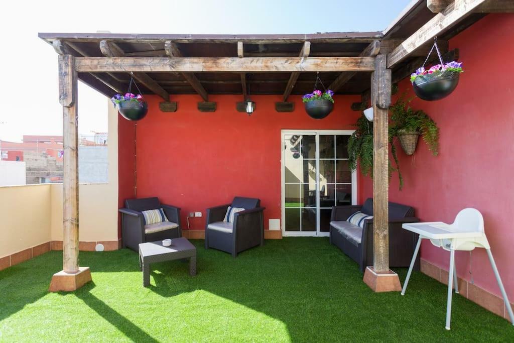 Villa Blanca Tenerife - Private Rooms - Terrace And Bbq, 5 Minutes From The Beach And Airport San Isidro  Buitenkant foto