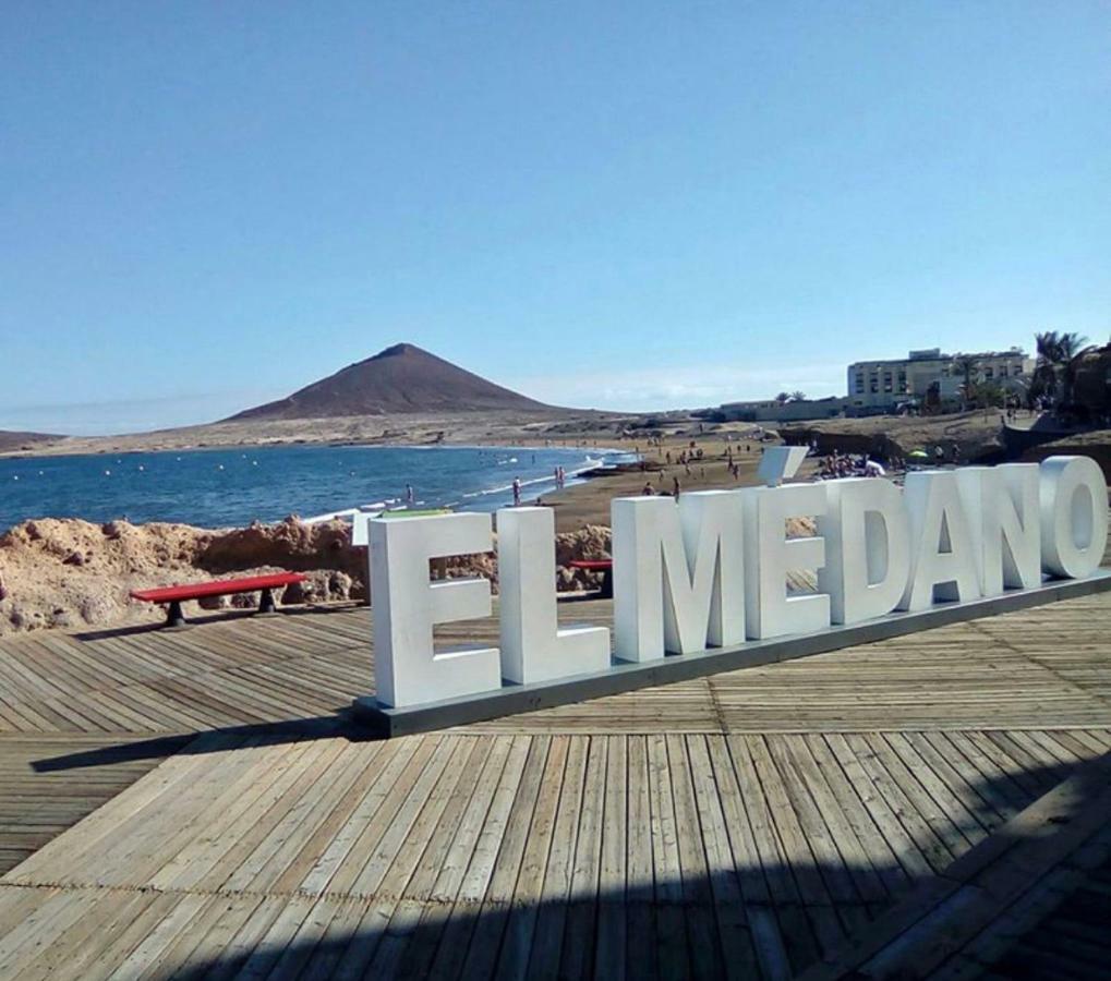 Villa Blanca Tenerife - Private Rooms - Terrace And Bbq, 5 Minutes From The Beach And Airport San Isidro  Buitenkant foto